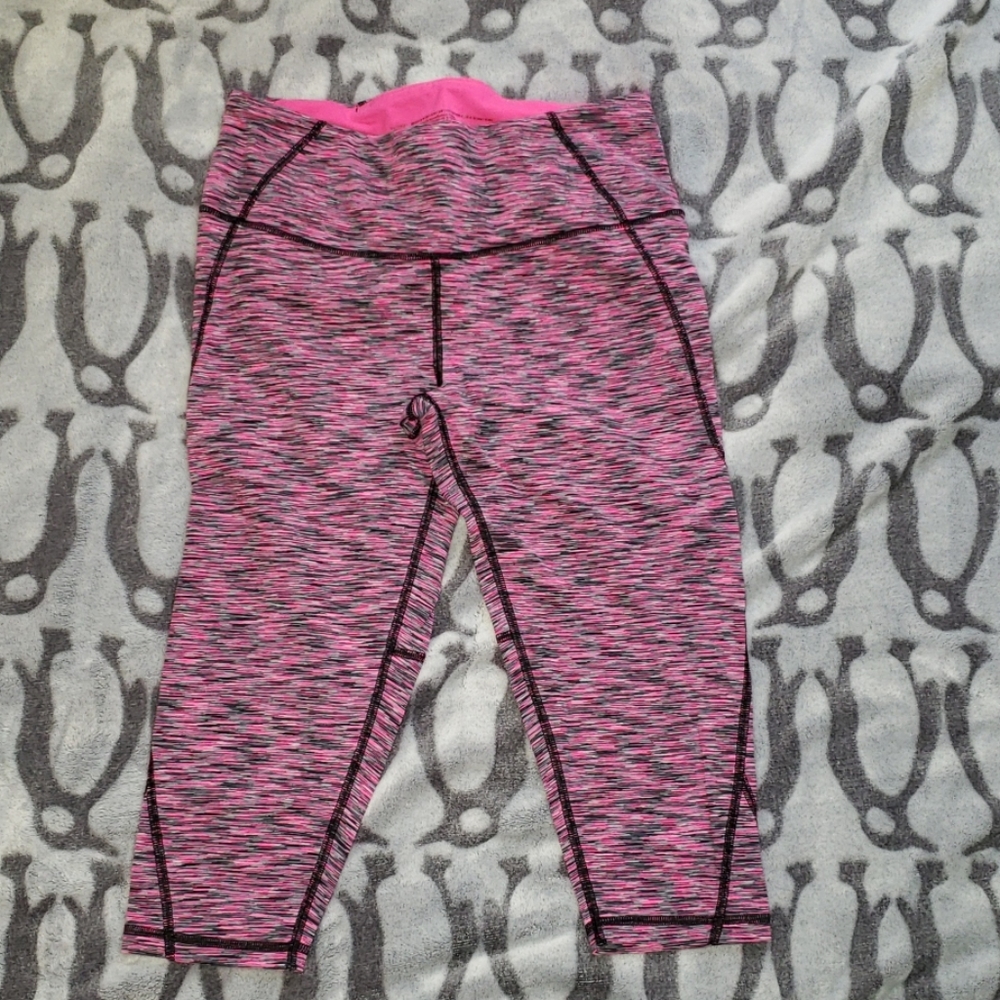 Victoria's Secret knockout cropped pant